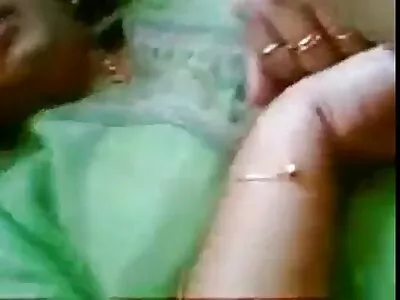 ચશ્મામાં સેકસી પીચર વીડીયો સ્ત્રી